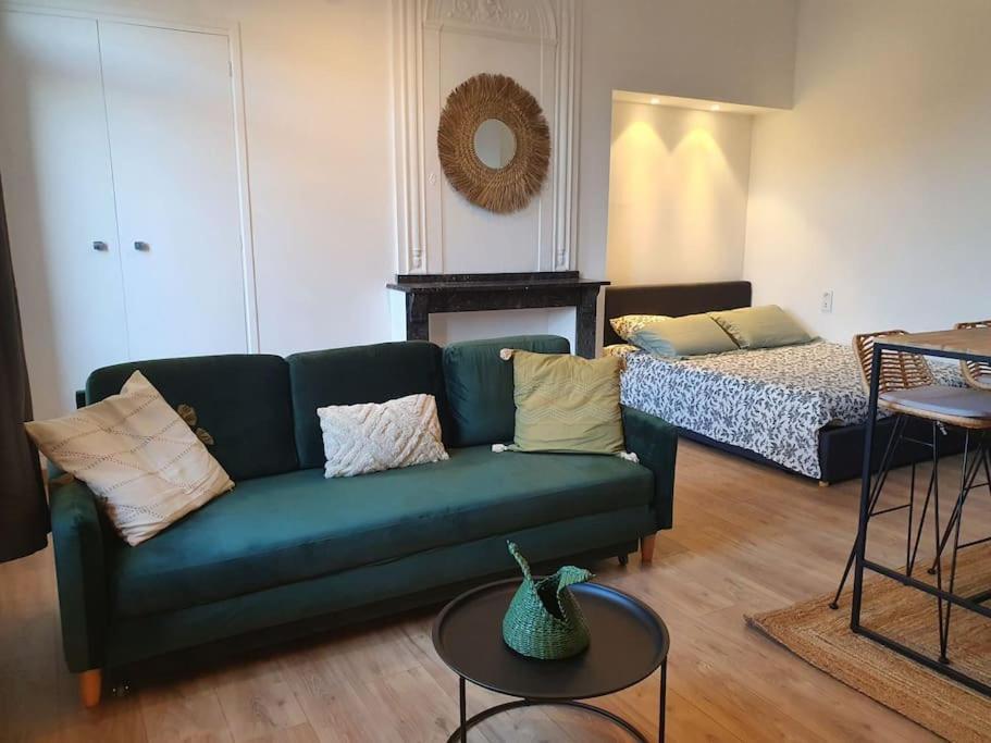 -Garrigue- Face A La Cite Medievale Studio Terrasse Classe 4☆ การ์กาซอน ภายนอก รูปภาพ