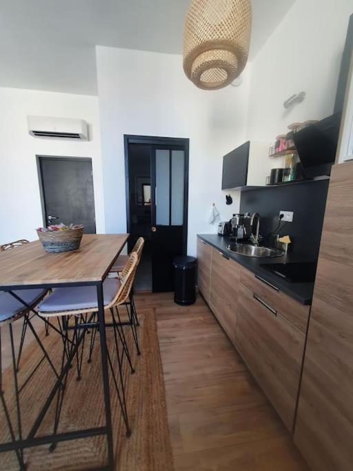 -Garrigue- Face A La Cite Medievale Studio Terrasse Classe 4☆ การ์กาซอน ภายนอก รูปภาพ